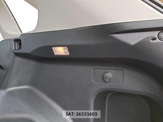 Toyota RAV4 2021-02 6753032-27