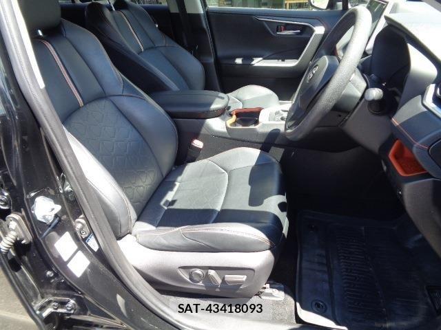 Toyota RAV4 2020-03 6753041-12