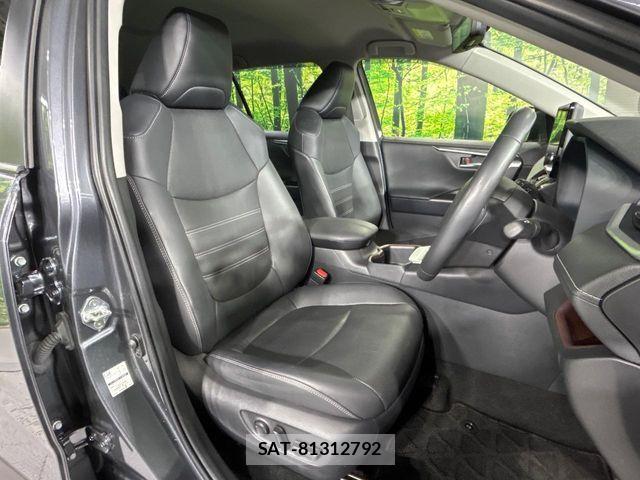 Toyota RAV4 2024-01 6753030-14