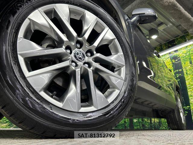 Toyota RAV4 2024-01 6753030-17