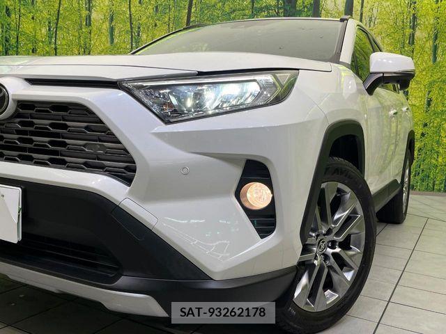 Toyota RAV4 2019-10 6753044-11