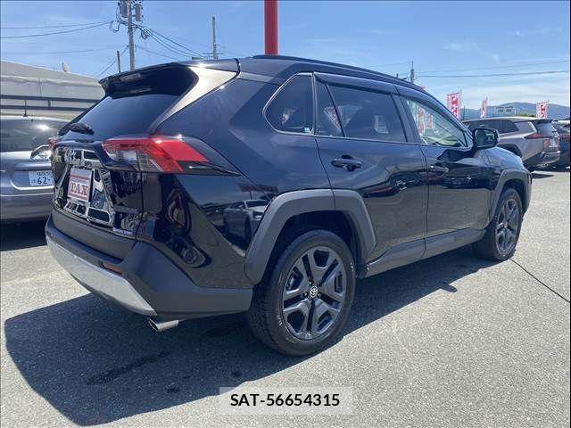 Toyota RAV4 2023-03 6753034-13