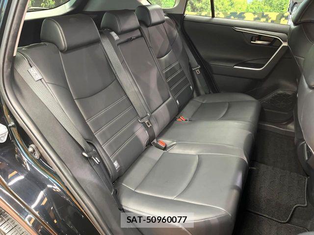 Toyota RAV4 2020-02 6753038-11