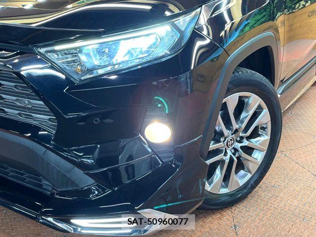 Toyota RAV4 2020-02 6753038-13