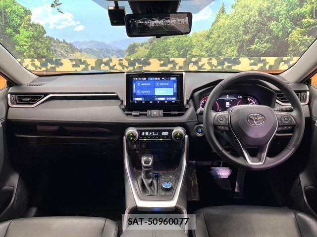 Toyota RAV4 2020-02 6753038-1