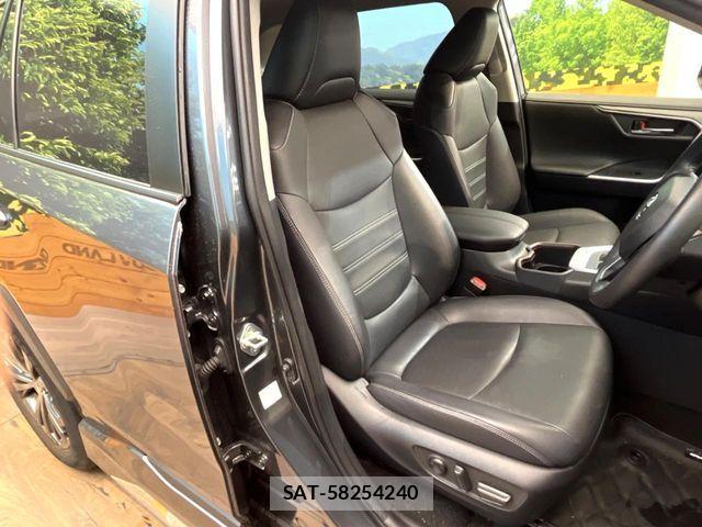 Toyota RAV4 2023-07 6816811-7