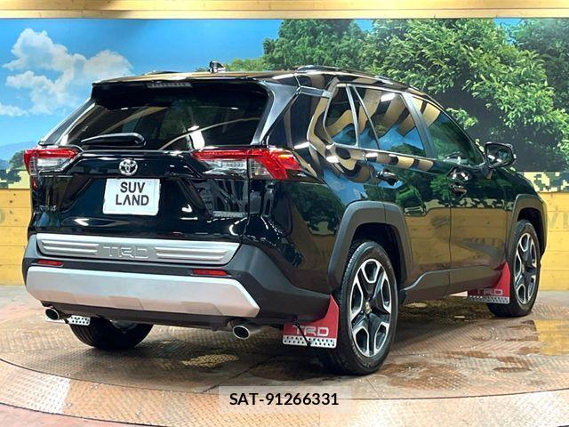 Toyota RAV4 2021-01 6816823-16