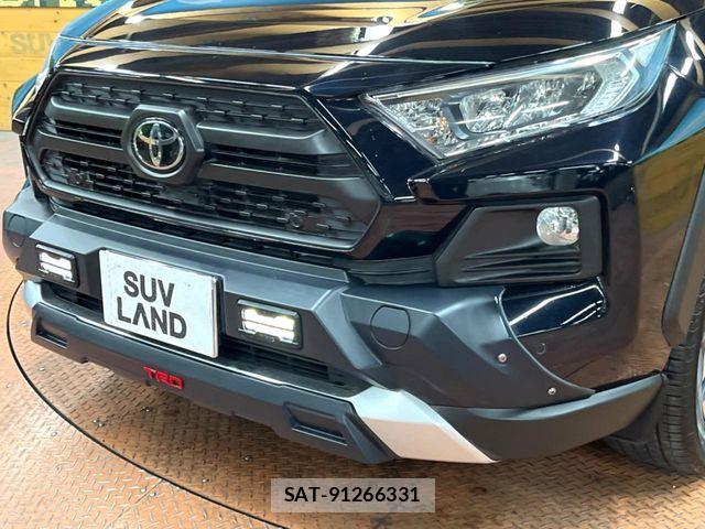 Toyota RAV4 2021-01 6816823-2