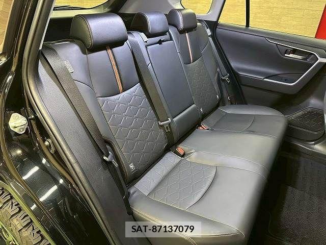 Toyota RAV4 2020-01 6816808-9