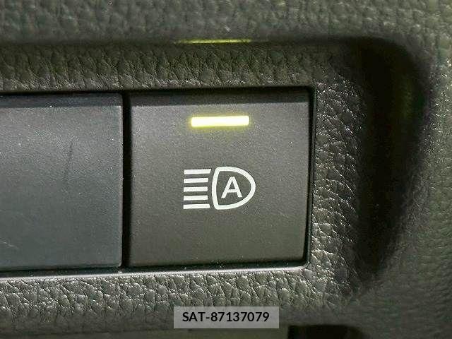 Toyota RAV4 2020-01 6816808-7