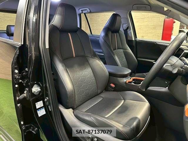 Toyota RAV4 2020-01 6816808-8