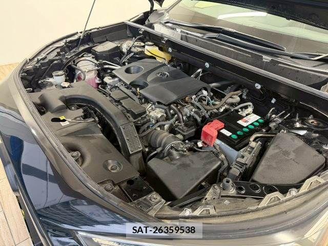 Toyota RAV4 2019-05 6816818-19