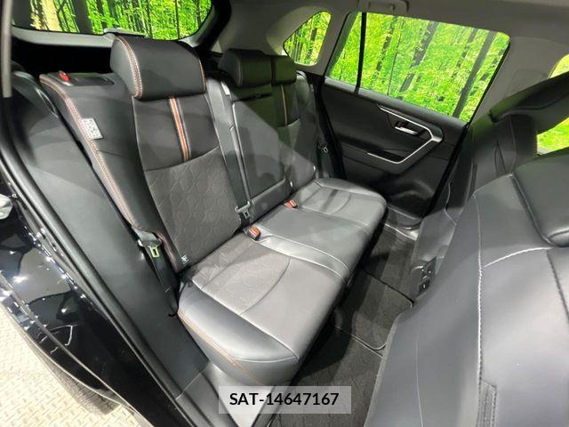 Toyota RAV4 2025-05 6816804-9