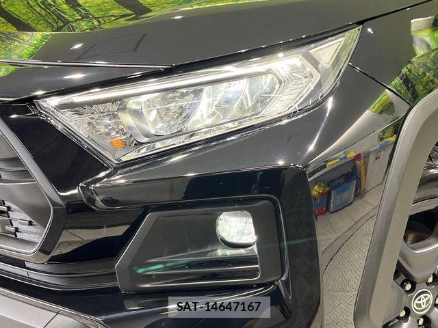 Toyota RAV4 2025-05 6816804-12