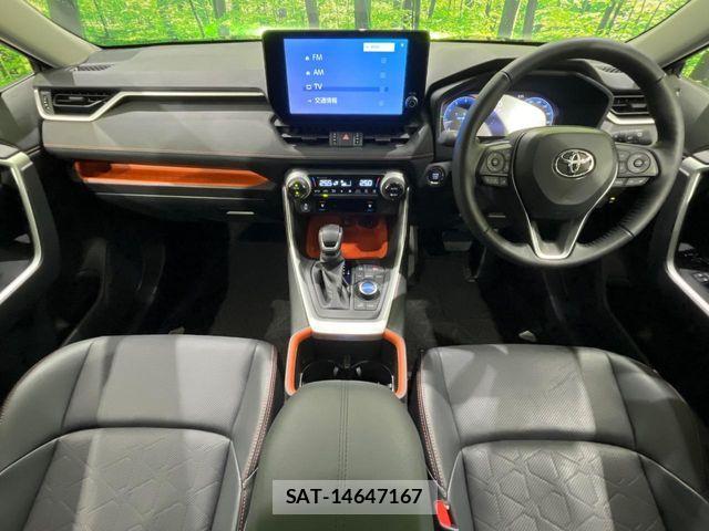 Toyota RAV4 2025-05 6816804-1