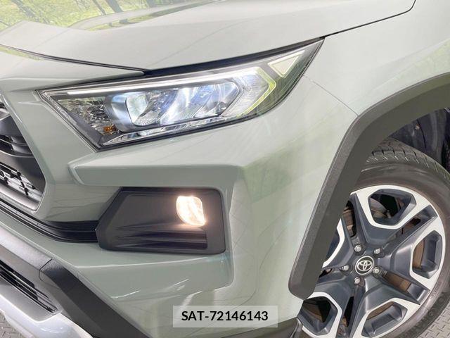 Toyota RAV4 2019-09 6816830-11