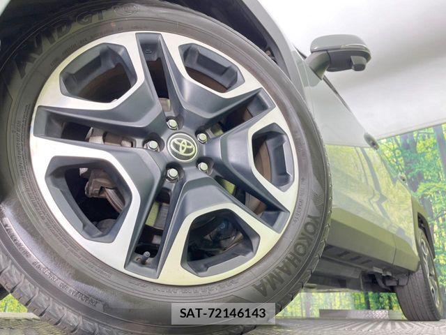 Toyota RAV4 2019-09 6816830-12