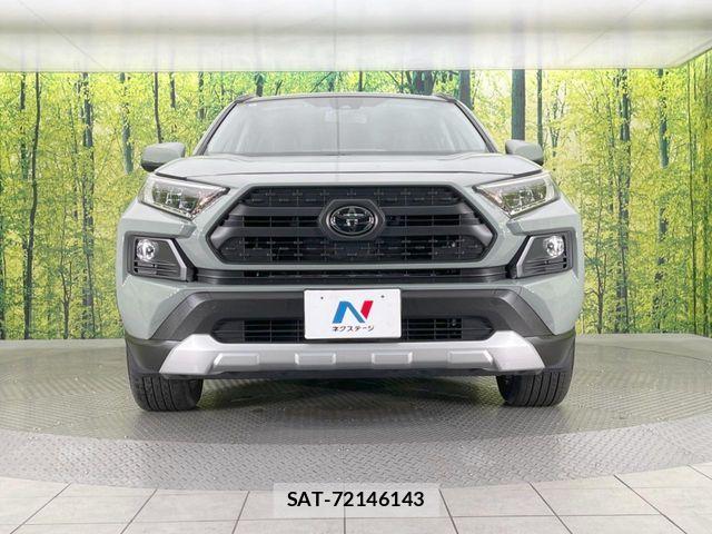 Toyota RAV4 2019-09 6816830-13
