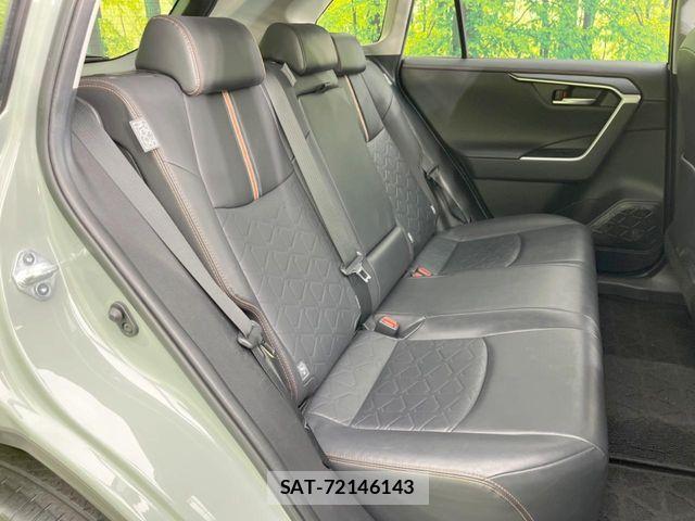 Toyota RAV4 2019-09 6816830-8