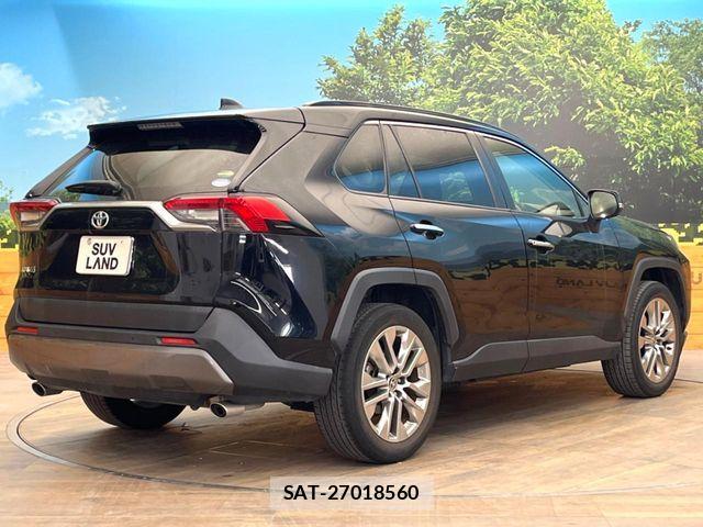 Toyota RAV4 2021-03 6816825-16