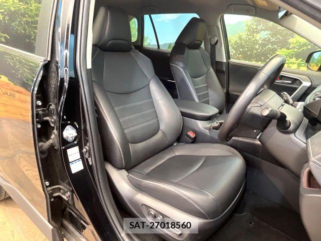 Toyota RAV4 2021-03 6816825-7