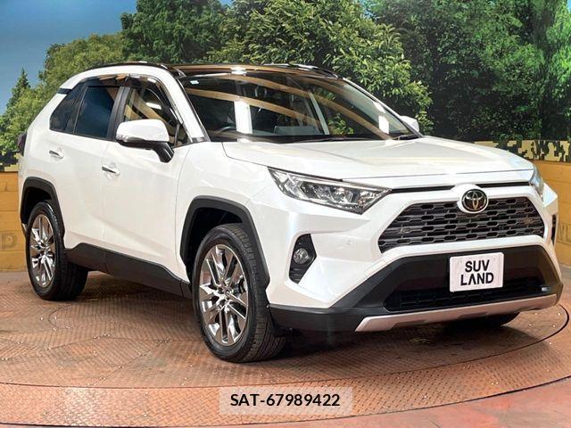Toyota RAV4 2019-05 6816826-15