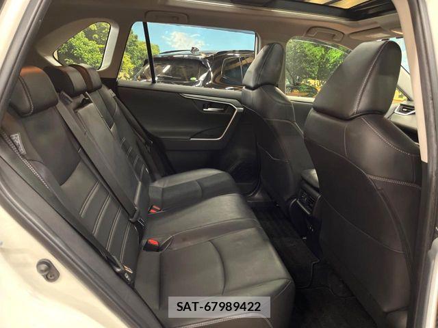 Toyota RAV4 2019-05 6816826-8