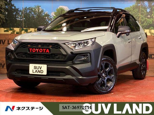 Toyota RAV4 2023-05 6816807-0