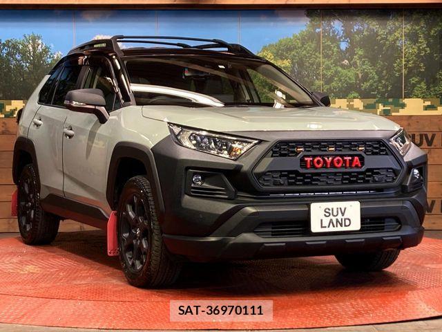 Toyota RAV4 2023-05 6816807-15