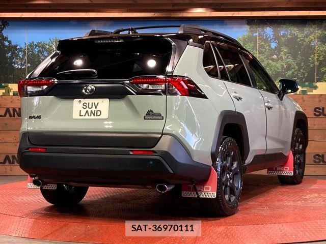 Toyota RAV4 2023-05 6816807-16