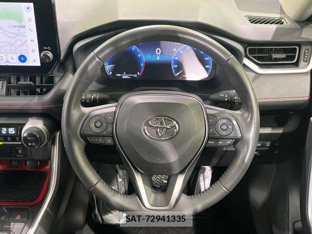 Toyota RAV4 2023-10 6816805-12