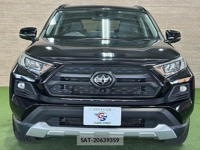 Toyota RAV4 2023-03 6816813-16