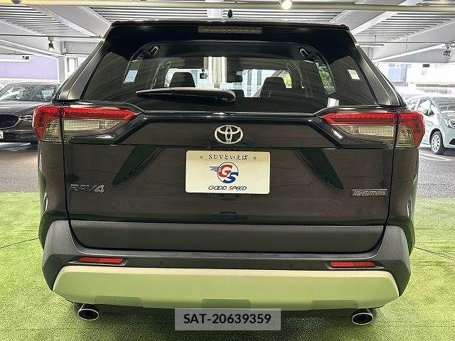 Toyota RAV4 2023-03 6816813-18