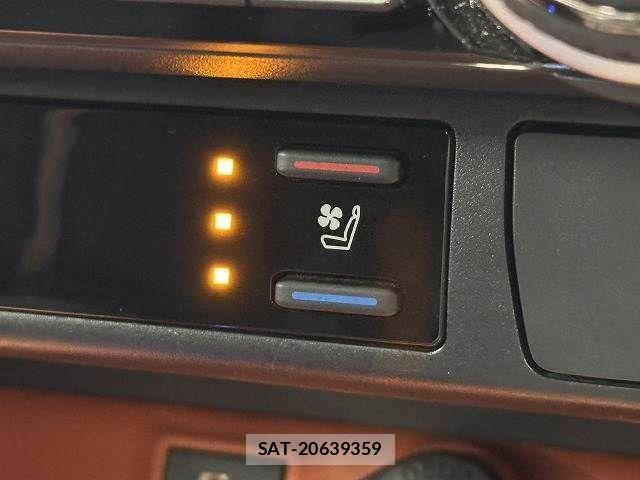 Toyota RAV4 2023-03 6816813-6
