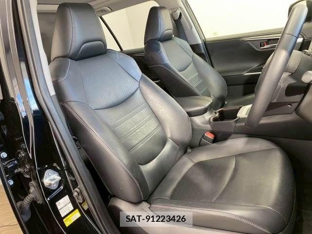 Toyota RAV4 2023-02 6816810-10
