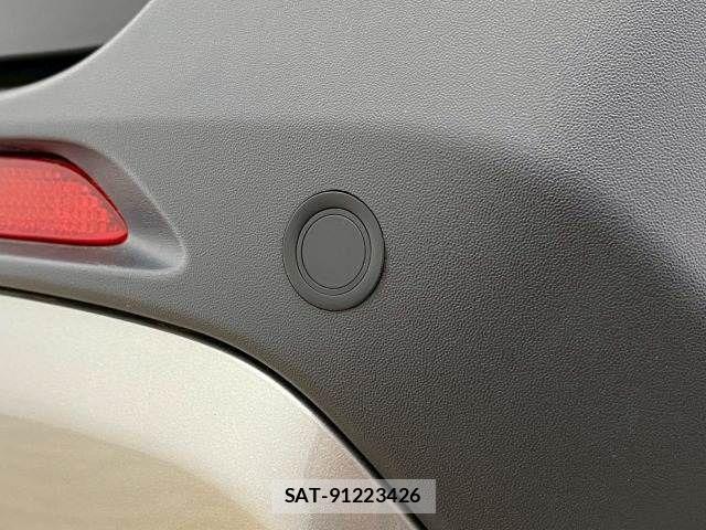 Toyota RAV4 2023-02 6816810-7
