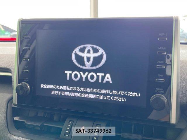 Toyota RAV4 2021-04 6816814-2
