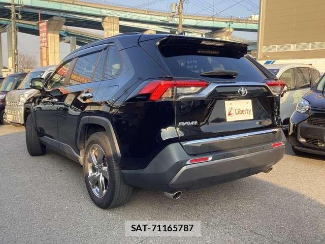 Toyota RAV4 2021-09 6911876-9