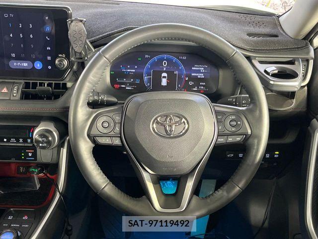 Toyota RAV4 2024-05 6911845-10