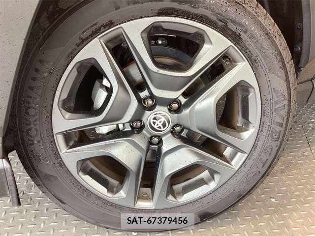 Toyota RAV4 2024-07 6911857-15