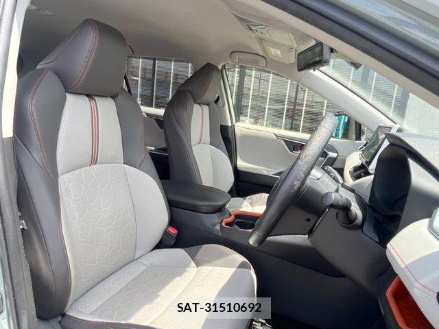 Toyota RAV4 2019-11 6911878-8