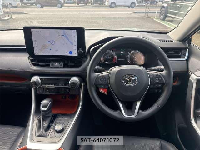 Toyota RAV4 2023-06 6911861-19