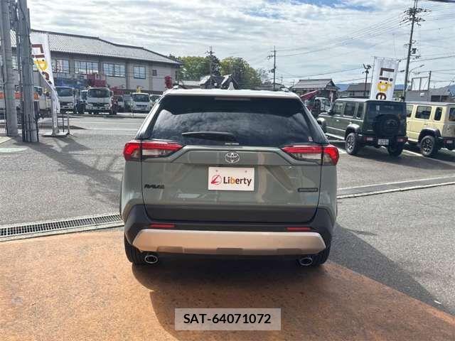 Toyota RAV4 2023-06 6911861-8