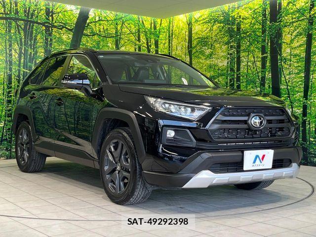 Toyota RAV4 2022-11 6911860-15