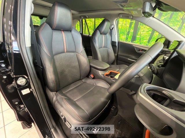 Toyota RAV4 2022-11 6911860-7
