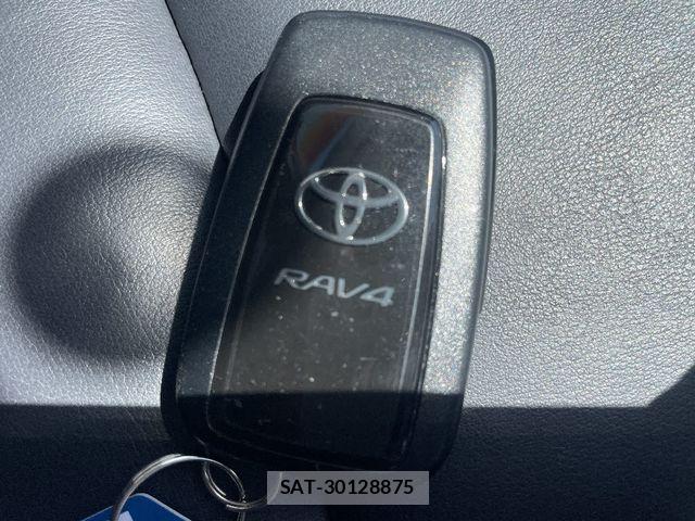 Toyota RAV4 2019-04 6911892-15