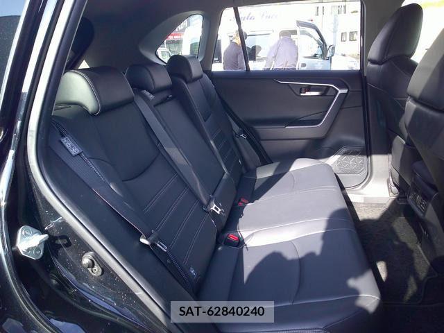Toyota RAV4 2019-06 6911904-11