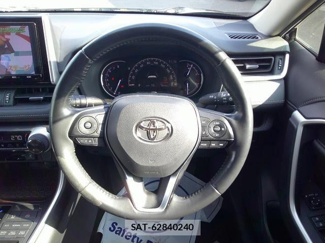 Toyota RAV4 2019-06 6911904-1