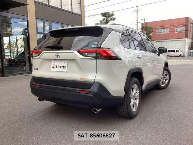 Toyota RAV4 2019-12 6911900-4