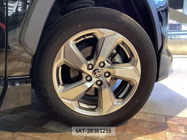 Toyota RAV4 2021-01 6911877-13